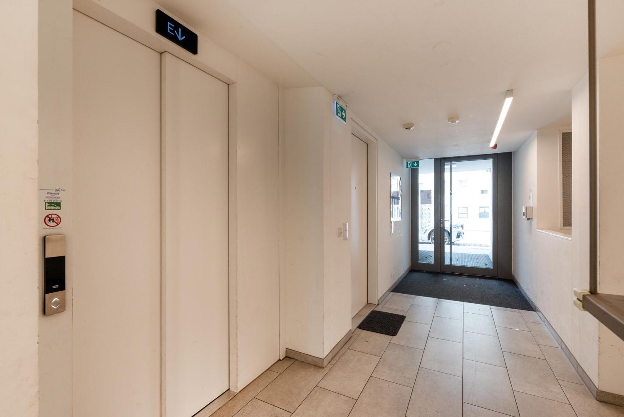 Apartment Mit Traumhafter Dachterrasse & Weitblick Vienna Esterno foto