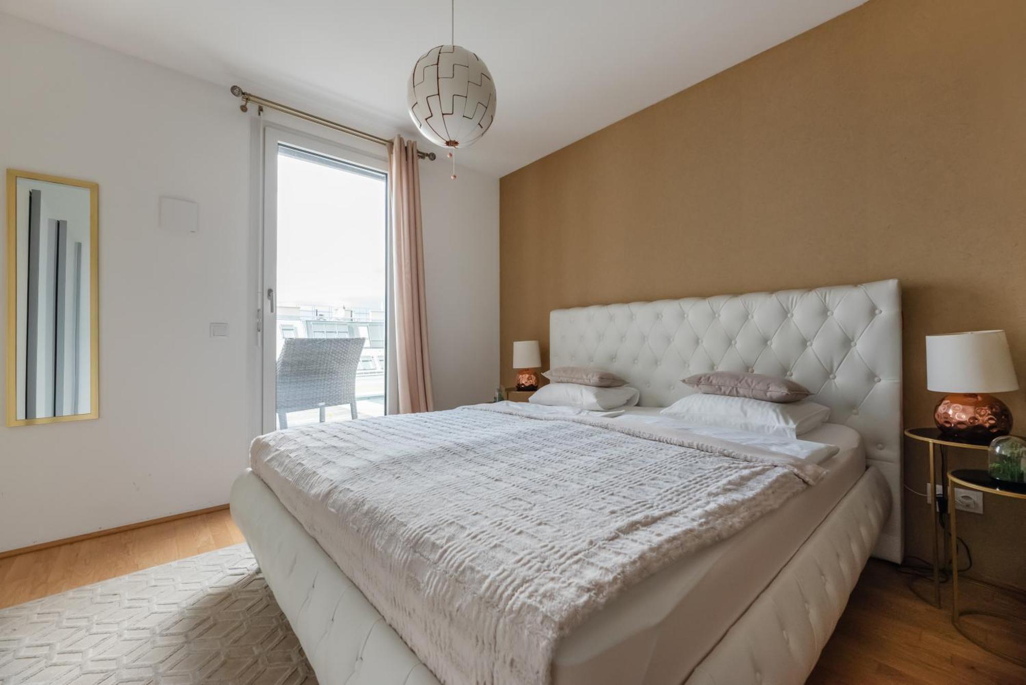 Apartment Mit Traumhafter Dachterrasse & Weitblick Vienna Esterno foto