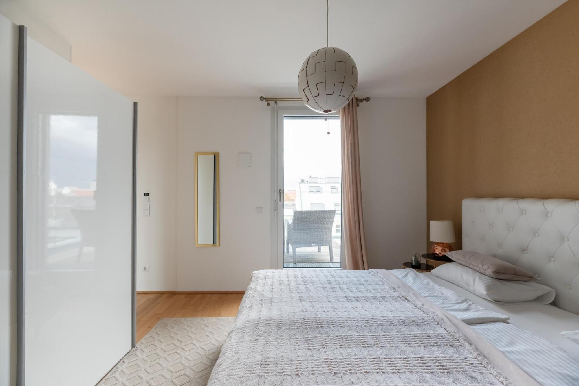 Apartment Mit Traumhafter Dachterrasse & Weitblick Vienna Esterno foto